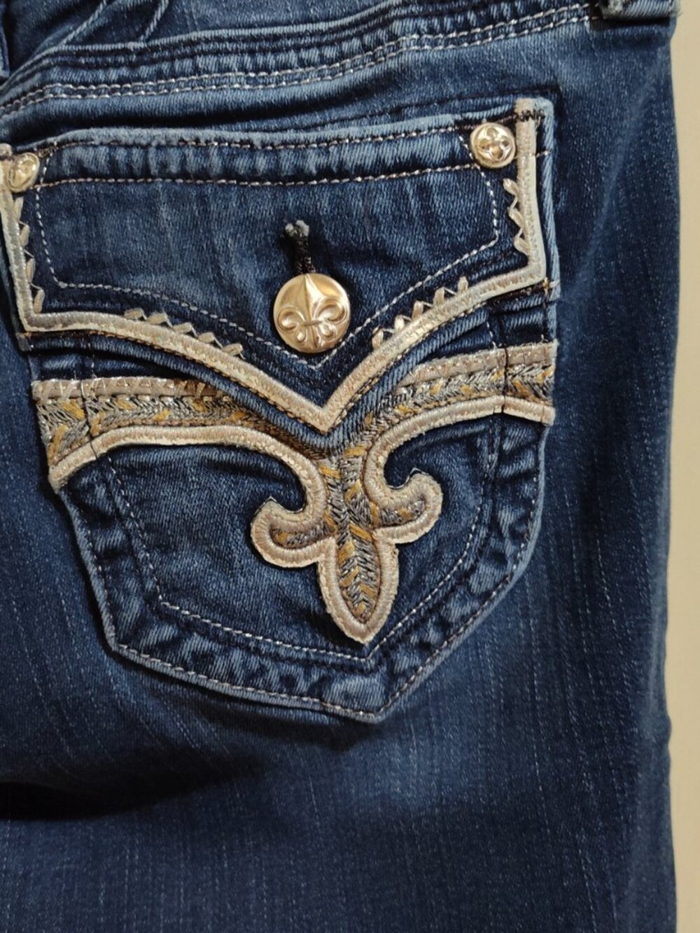 Rock Revival size 30 Fleur de Lis Flap back Pockets Designs Boot cut Jeans - Picture 6 of 14